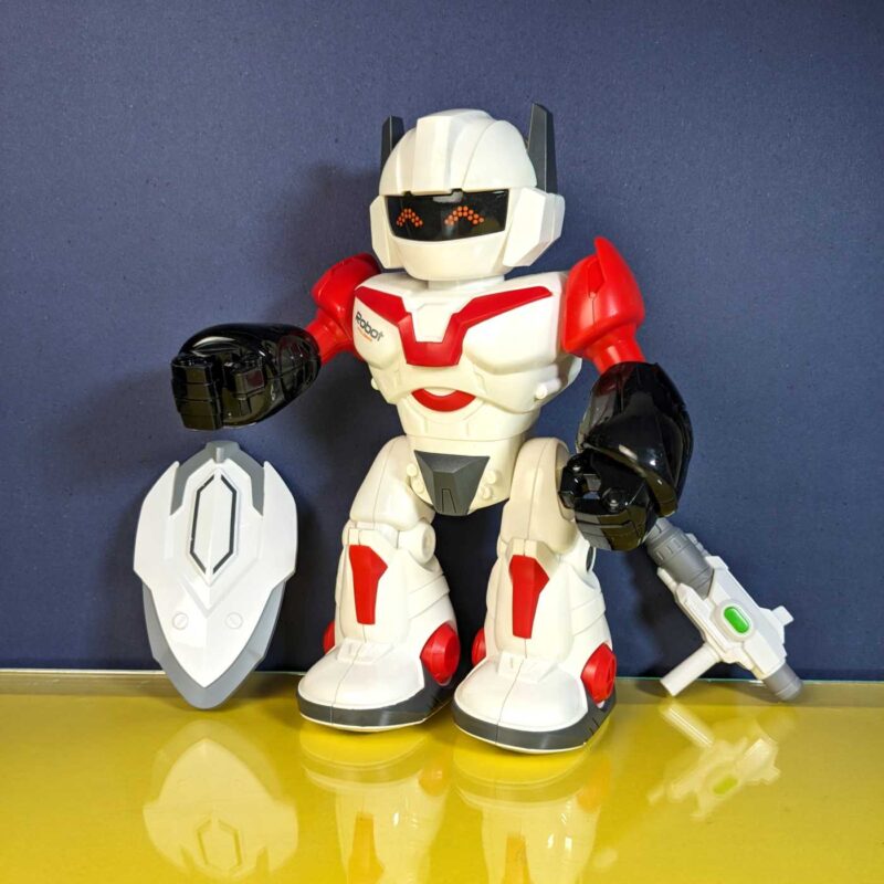Battery Operated Robot with 360 Rotation - Image 3