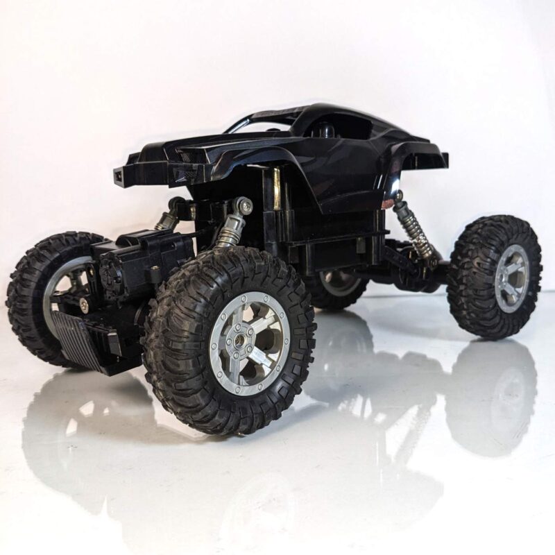 Big RC Rock Climbing Jeep With Suspension - Image 2