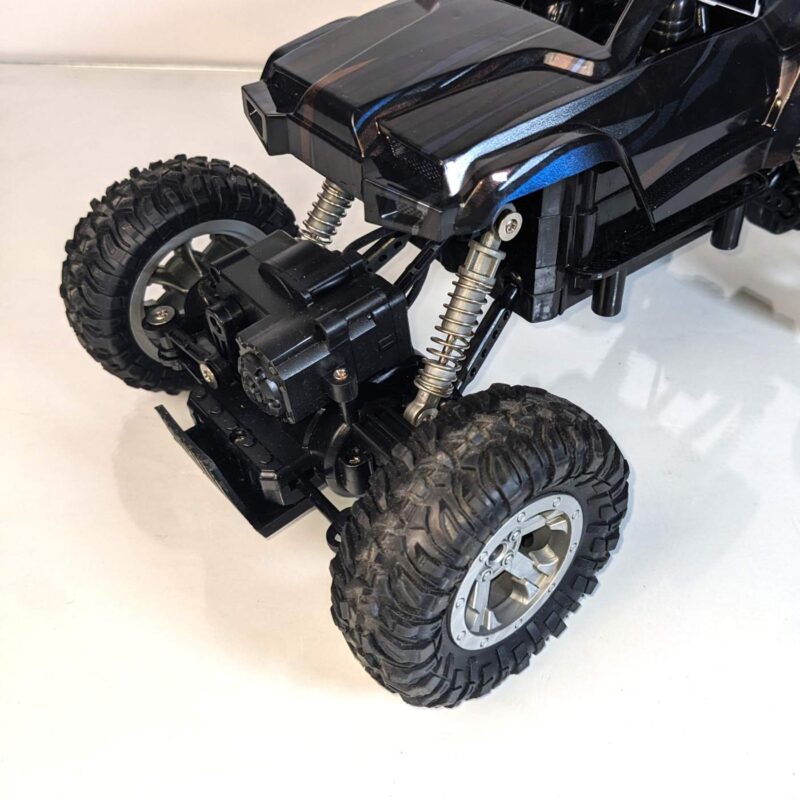 Big RC Rock Climbing Jeep With Suspension - Image 5